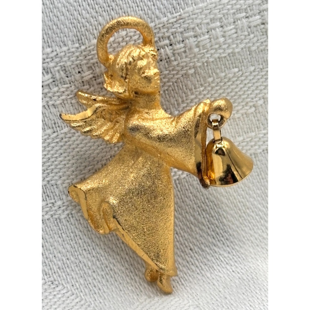 Vintage RR Robyn Rush Gold Tone Christmas Angel With Bell Holiday Brooch Pin USA